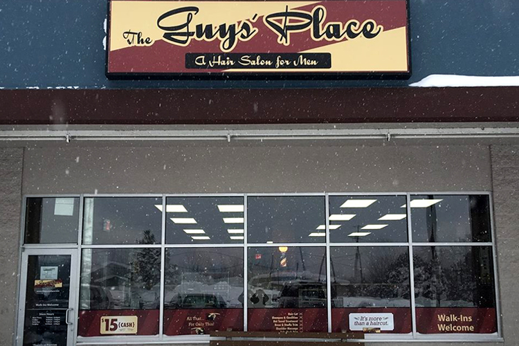 A men's salon is now open in Houghton.