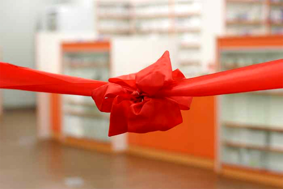 Just need some scissors to clip this ribbon.